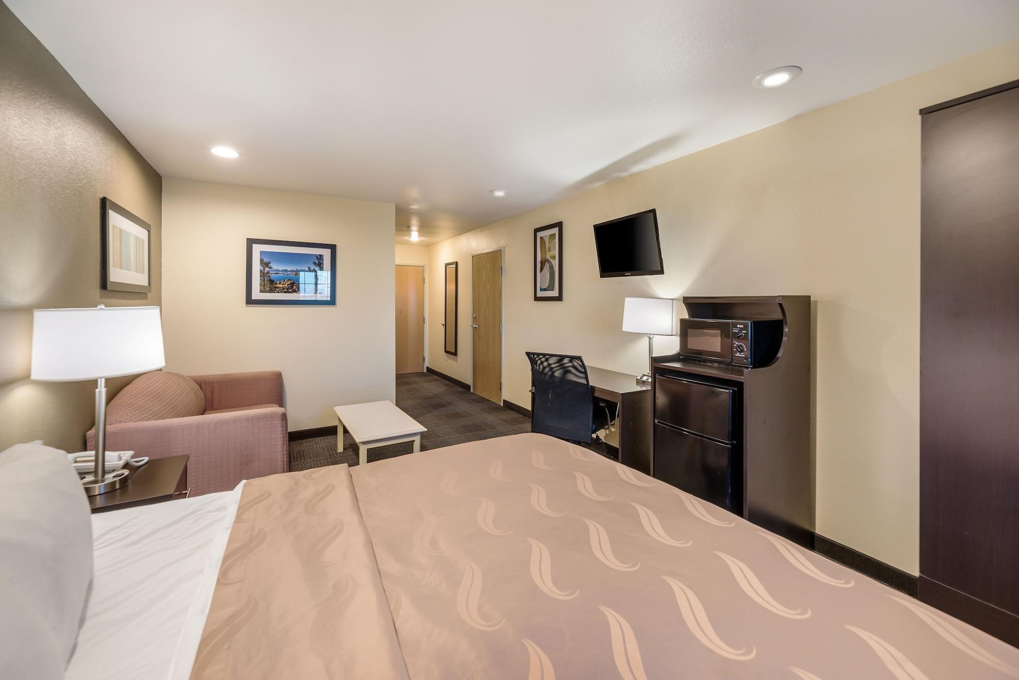 Quality Inn & Suites Near Nas Fallon Zewnętrze zdjęcie