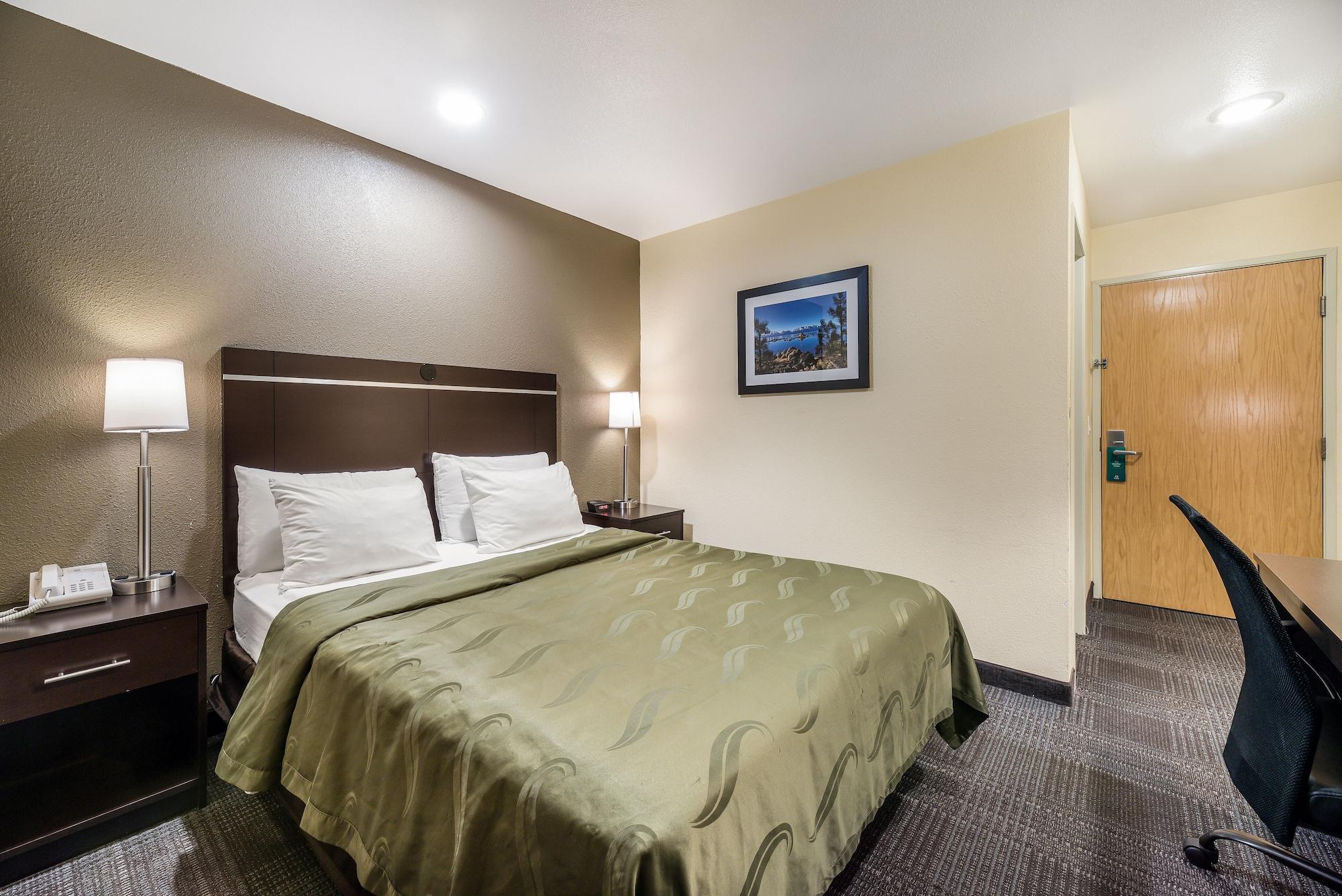 Quality Inn & Suites Near Nas Fallon Zewnętrze zdjęcie