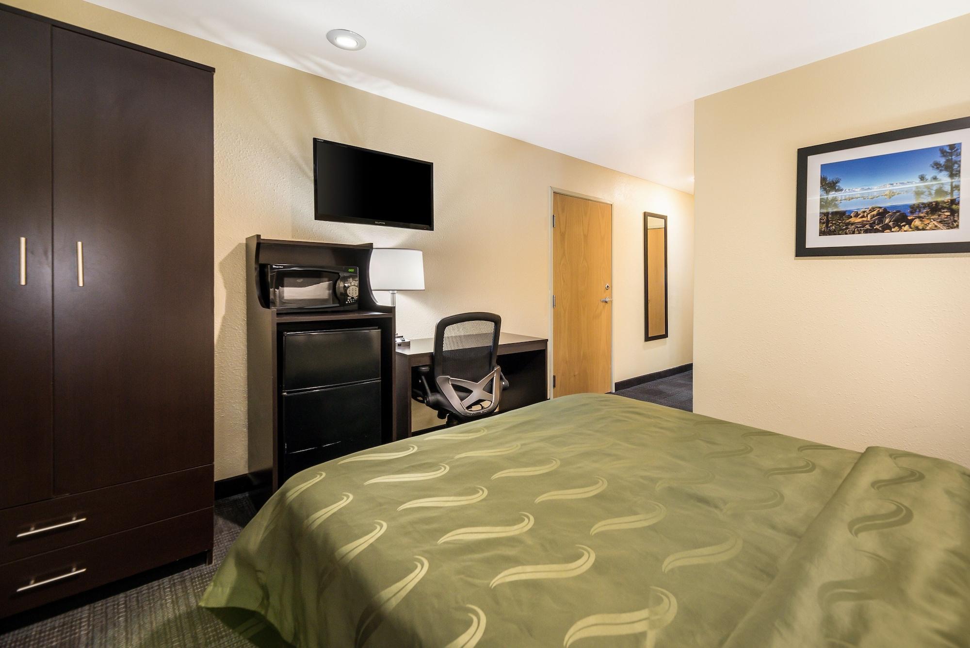 Quality Inn & Suites Near Nas Fallon Zewnętrze zdjęcie