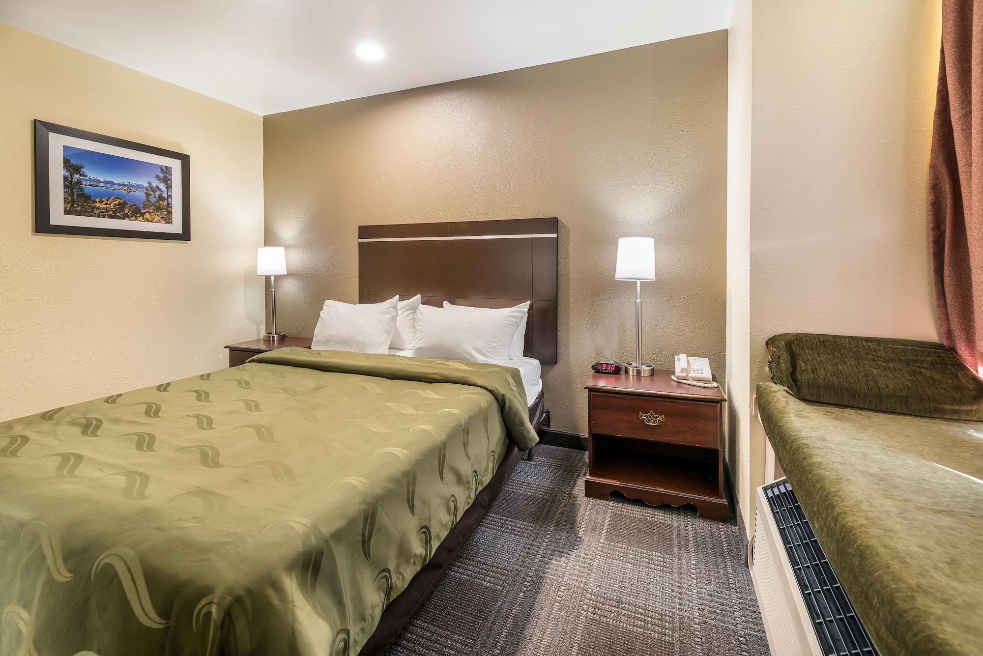 Quality Inn & Suites Near Nas Fallon Zewnętrze zdjęcie
