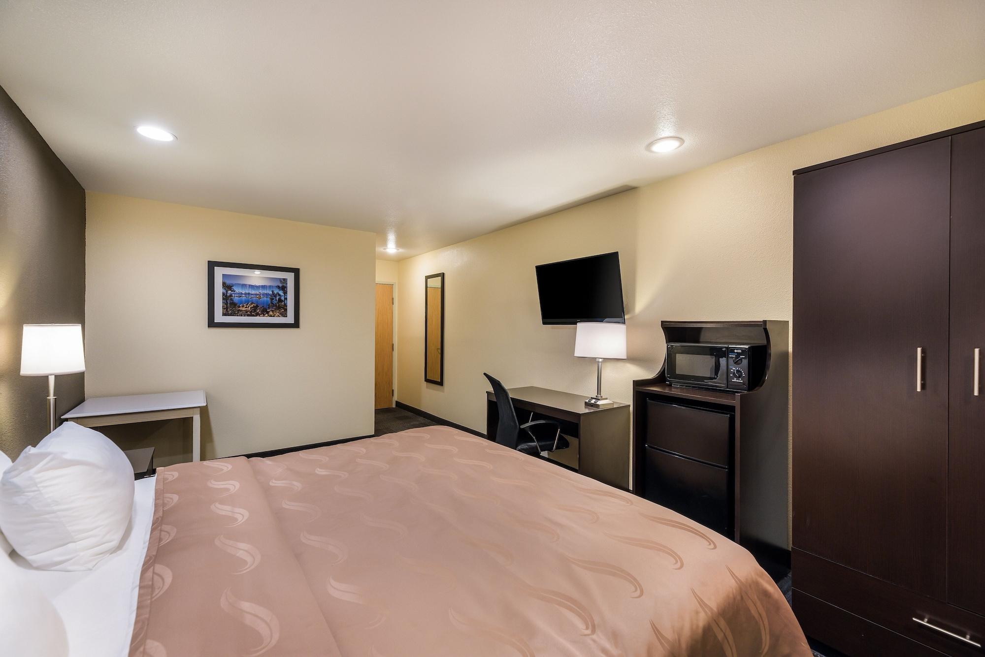 Quality Inn & Suites Near Nas Fallon Zewnętrze zdjęcie