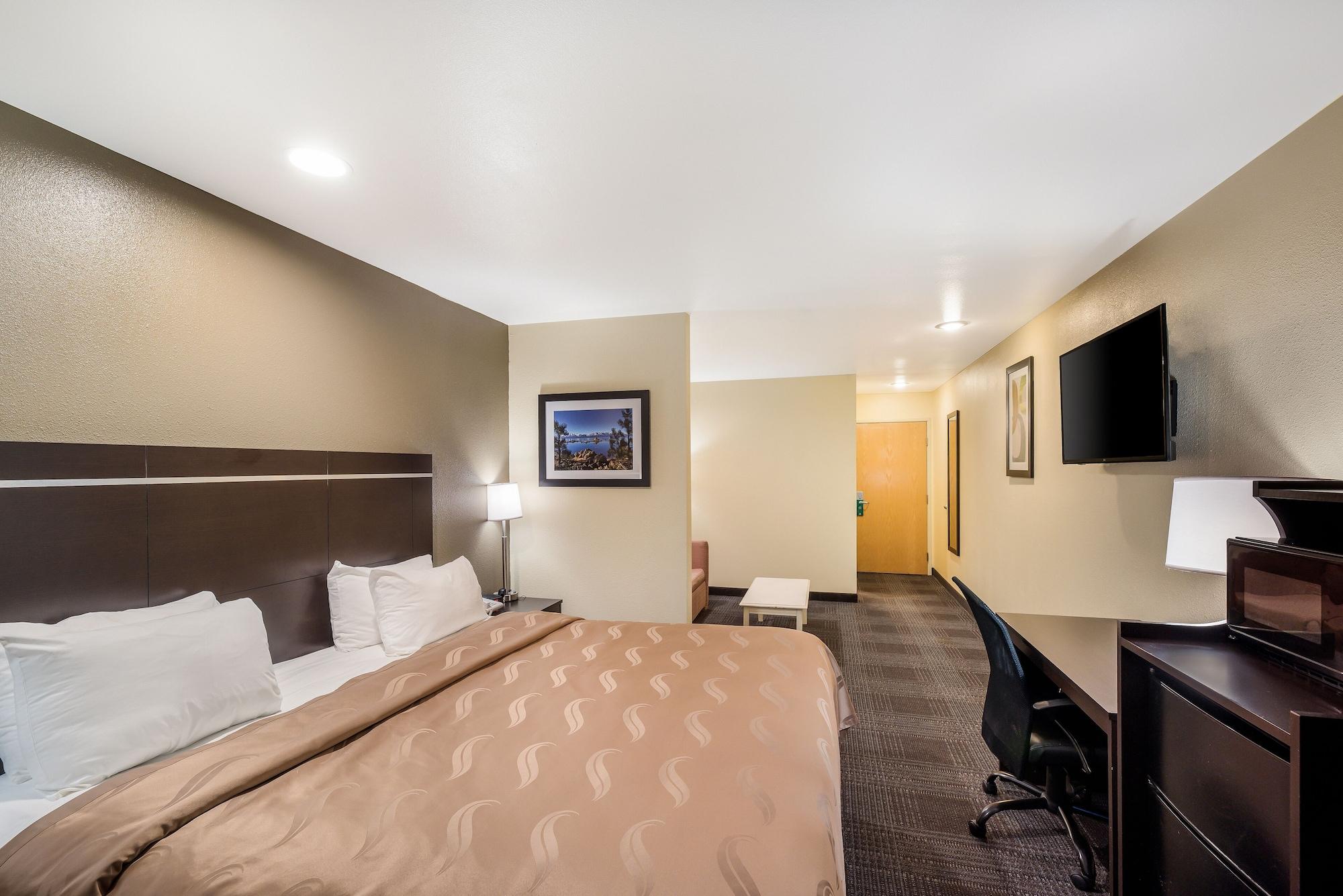 Quality Inn & Suites Near Nas Fallon Zewnętrze zdjęcie