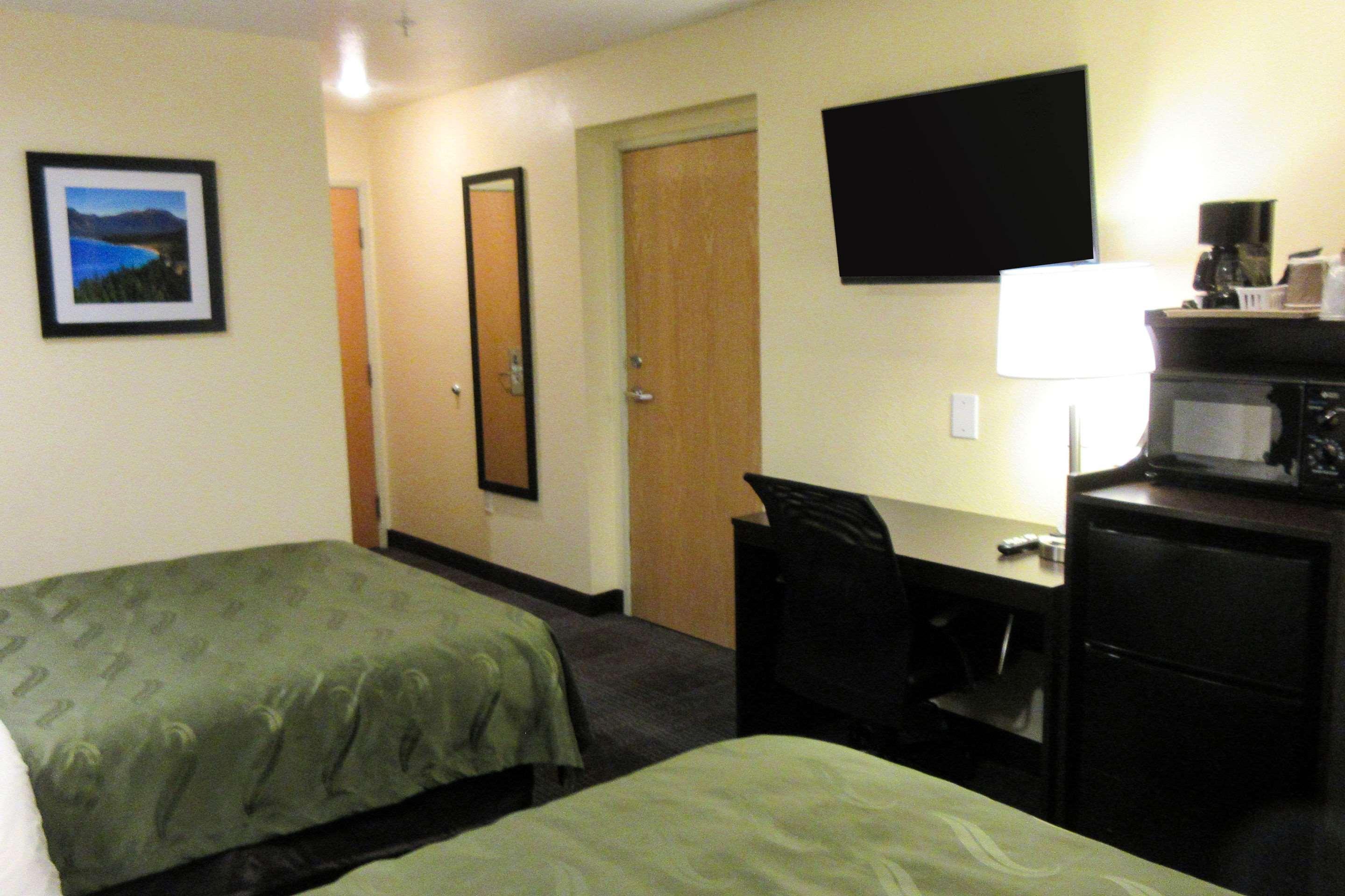 Quality Inn & Suites Near Nas Fallon Zewnętrze zdjęcie
