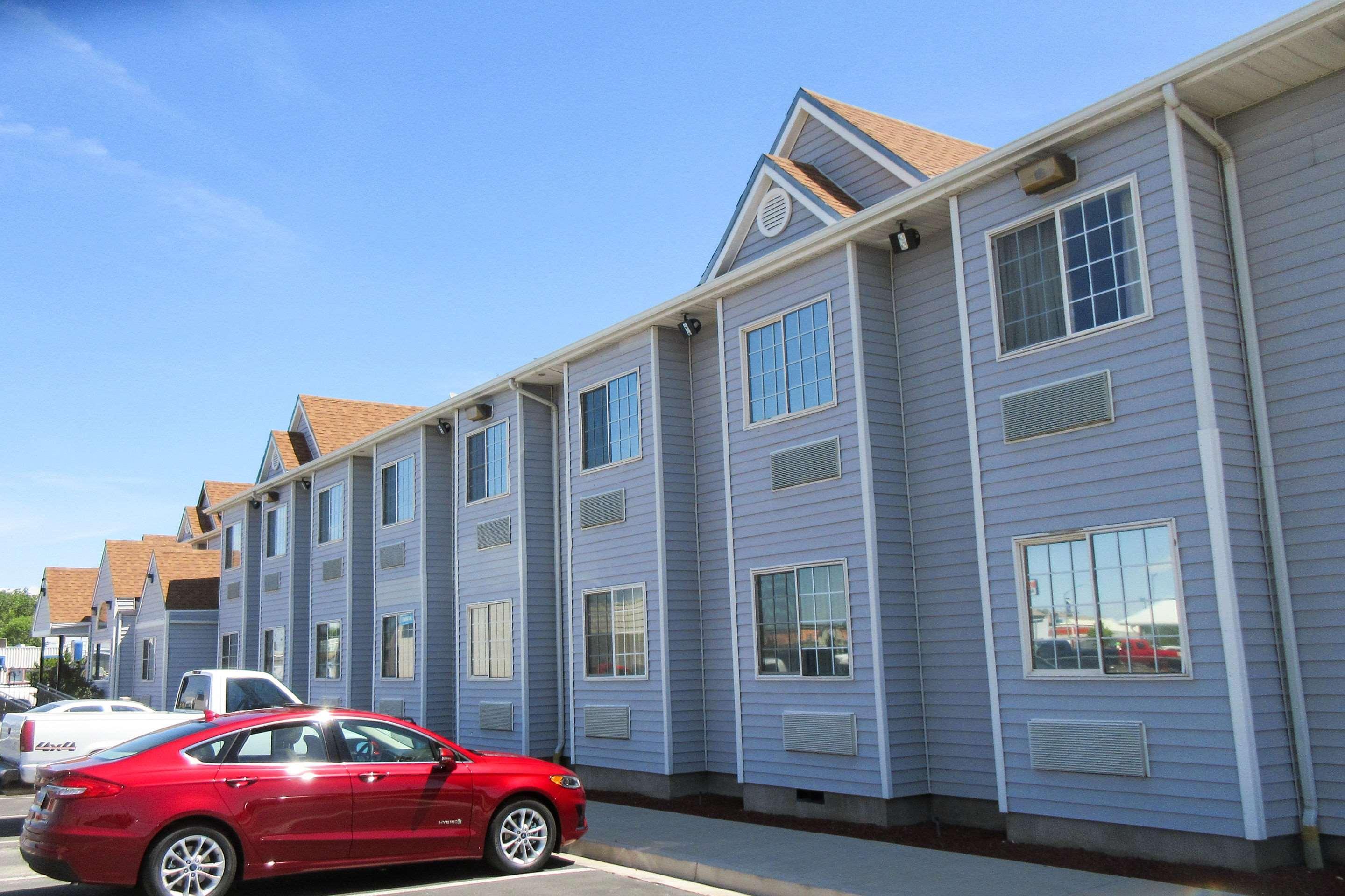 Quality Inn & Suites Near Nas Fallon Zewnętrze zdjęcie