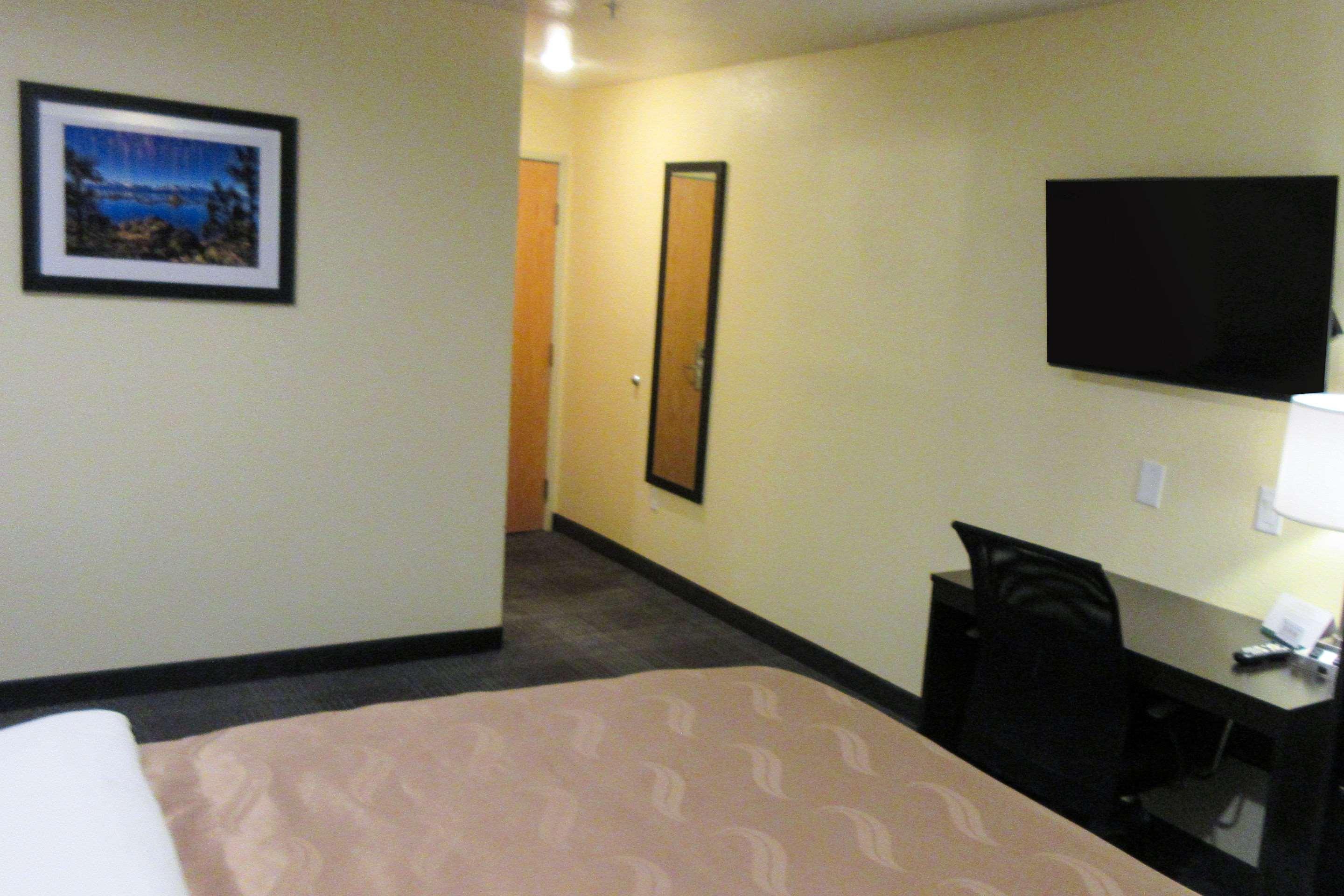 Quality Inn & Suites Near Nas Fallon Zewnętrze zdjęcie
