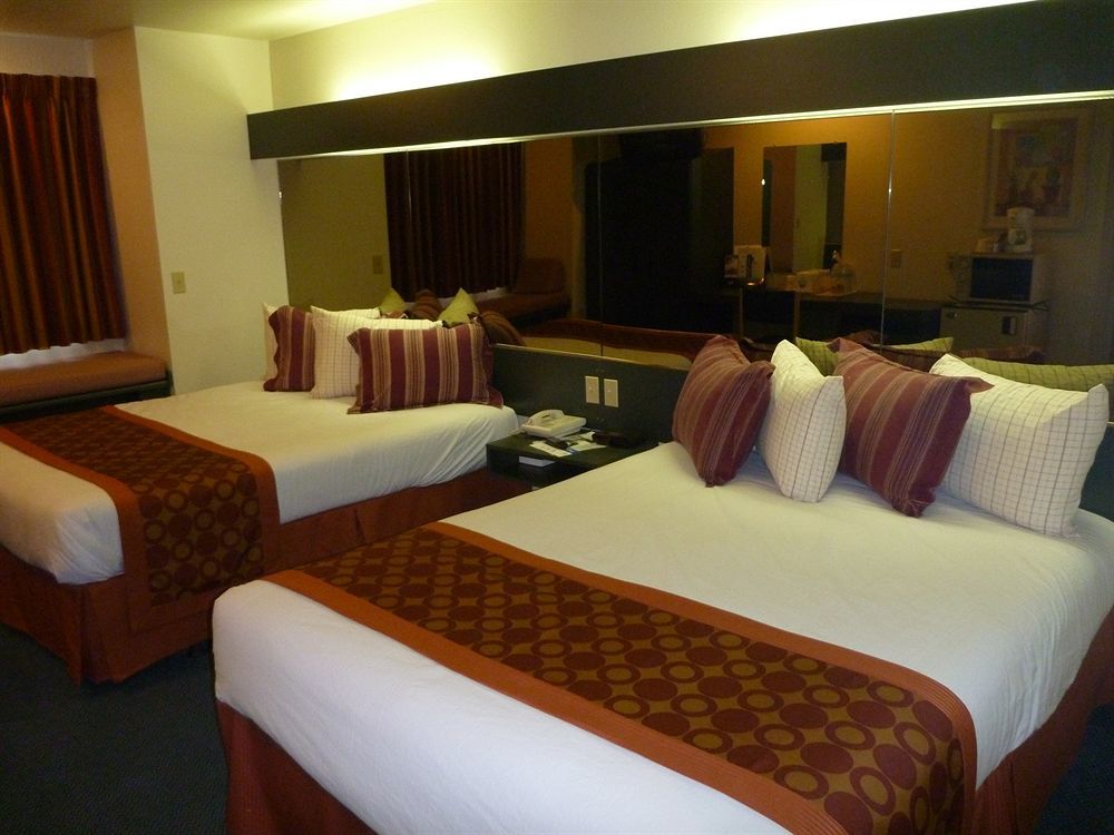 Quality Inn & Suites Near Nas Fallon Zewnętrze zdjęcie