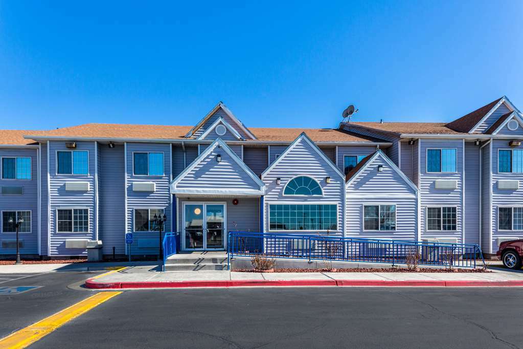 Quality Inn & Suites Near Nas Fallon Zewnętrze zdjęcie